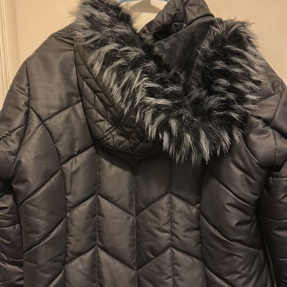 NWT-SUSAN GRAVER PUFFER COAT - Picture 3 of 8